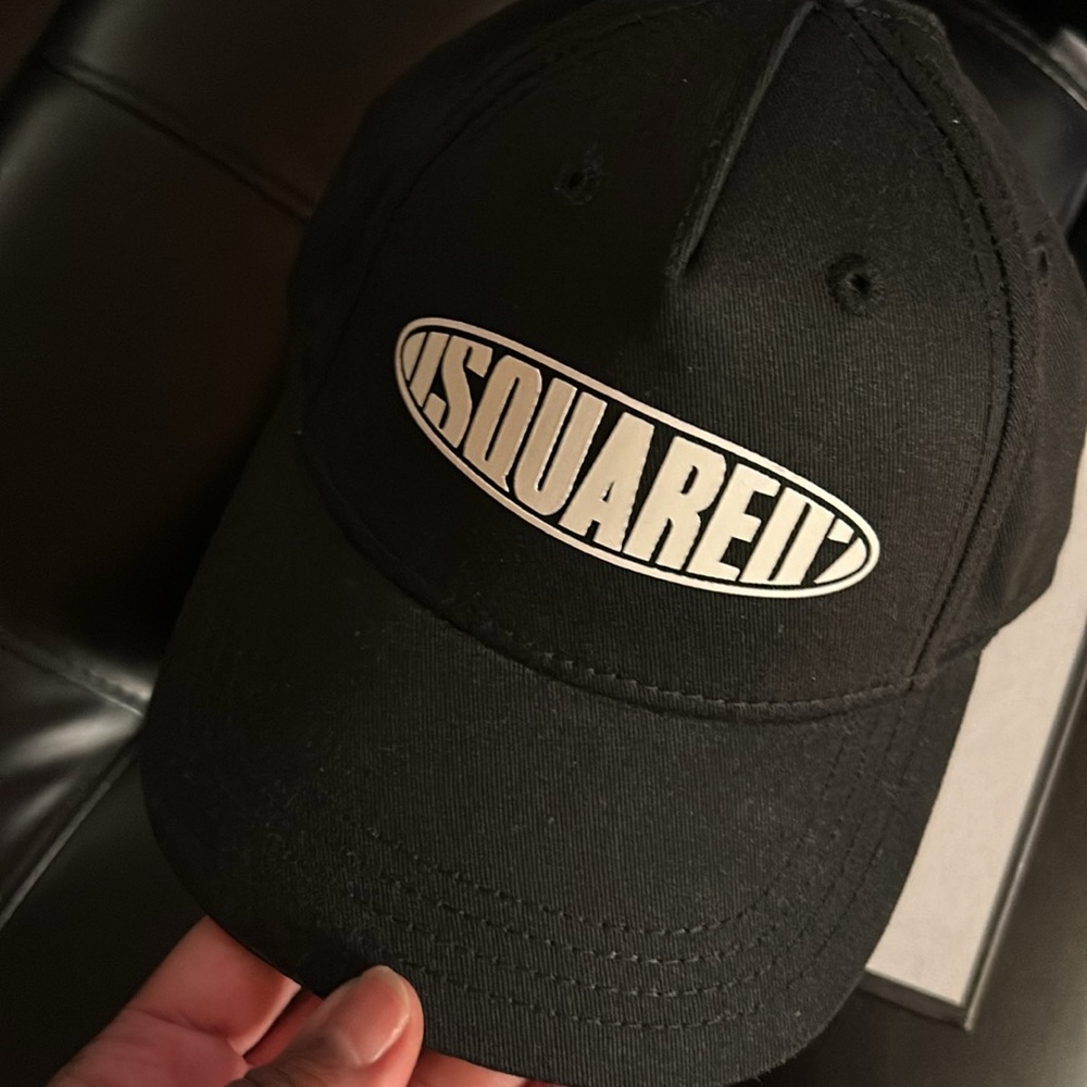 D squared hat and shoes - Picture 5 of 6